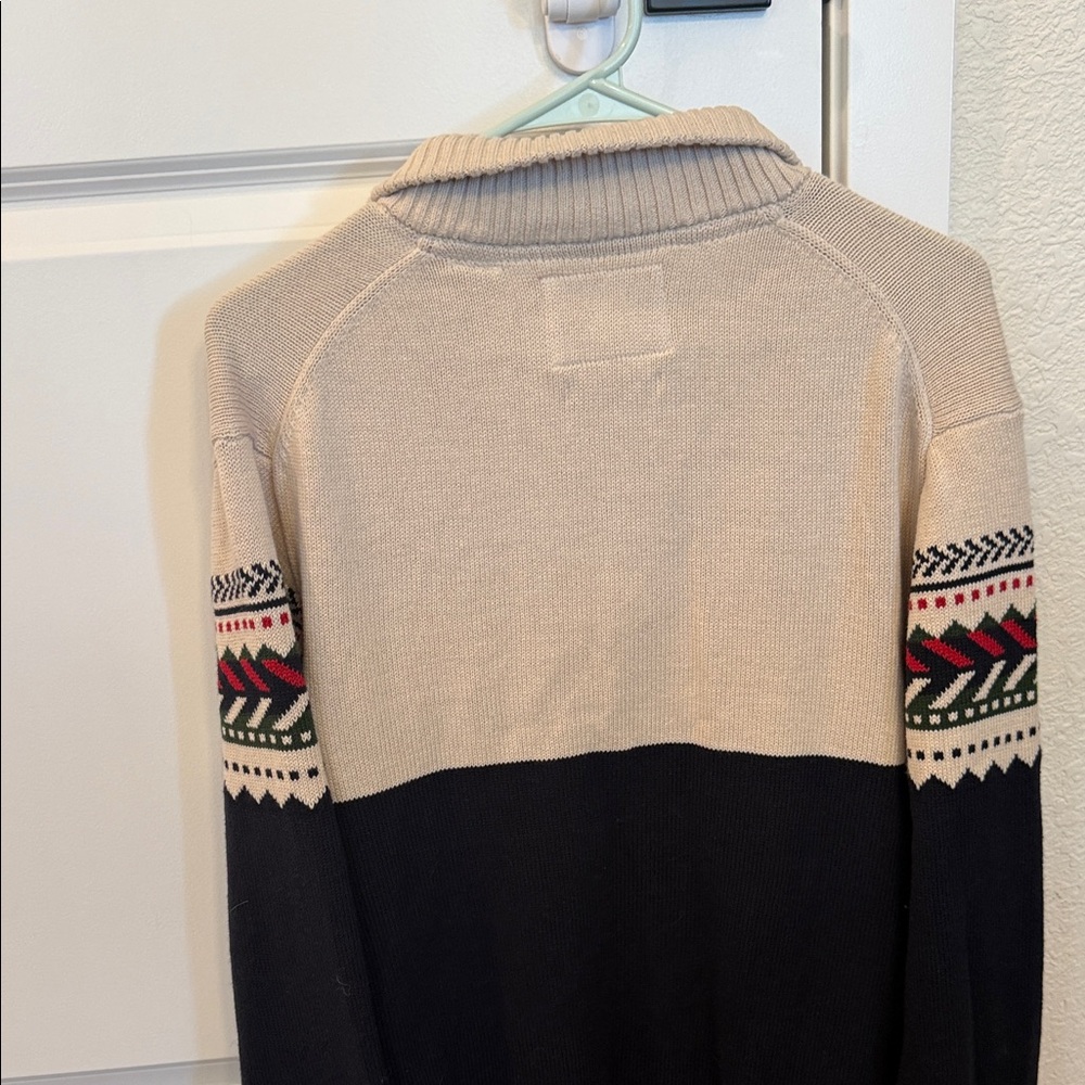 Weatherproof Vintage sweater in cream with red trim - Picture 5 of 5